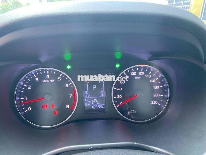 Kia Soluto 2020 1.4 AT Luxury - 13000 km