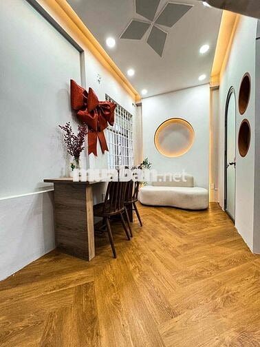 CHDV 1PN Tách Bếp , CỬA SỔ TRỜI THOÁNG MÁT, Toà Có GIẶT,Sấy Free