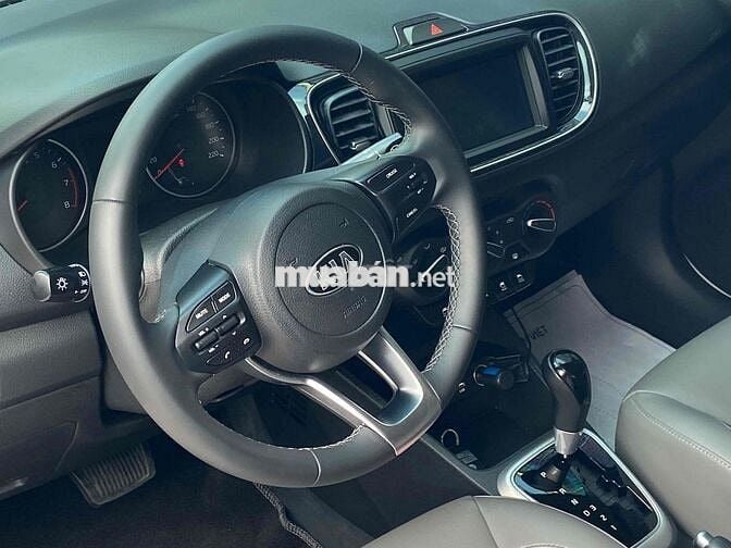 Kia Soluto 2020 1.4 AT Luxury - 13000 km