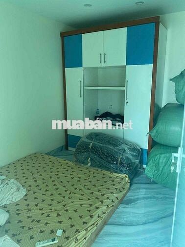 cho thuê toà nhà 8 tầng hai bà trưng thang máy và pccc 70tr/ tháng