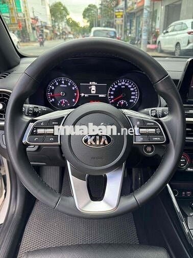 Kia Cerato 2019 2.0 AT Premium - 39000 km