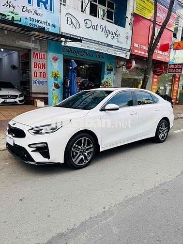 Kia Cerato 2019 2.0 AT Premium - 39000 km