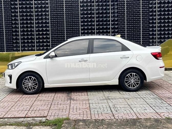 Kia Soluto 2020 1.4 AT Luxury - 13000 km