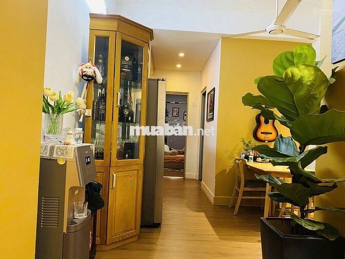 Bán chung cư C17 Bộ Công An - 77,2m2 - 2PN - full nội thất - Hơn 4 tỷ