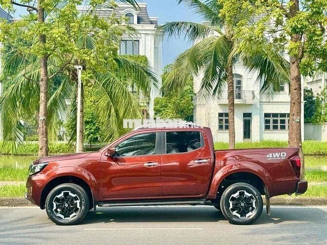 Nissan Navara 2022 VL 2.3 AT 4WD Cao cấp - 48000km