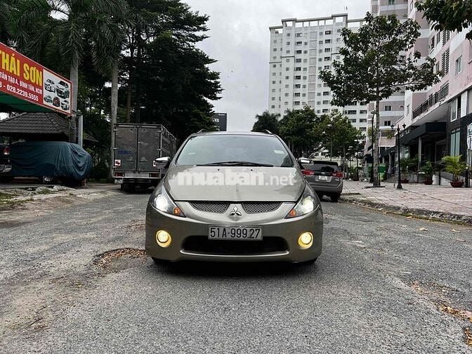 Mitsubishi Grandis 2006 2.4 AT - 150000 km