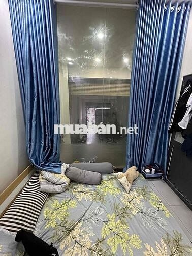 cho thêu lại phòng đầu tháng 10 vào ở