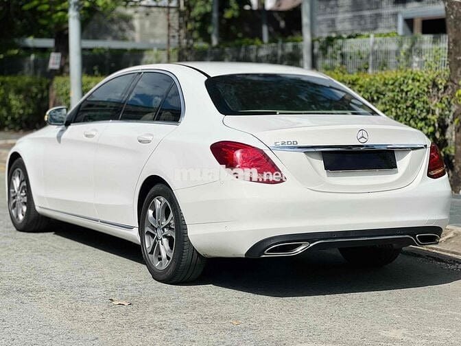 Mercedes Benz C200 2016 Hỗ Trợ Bank 65%