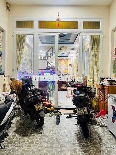 Chủ cần bán nhà đường chieu liêun1 trệt 1 lầu giá siêu êm