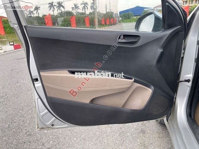 Hyundai i10 Grand 1.0 MT Base 2014 - 120 Triệu
