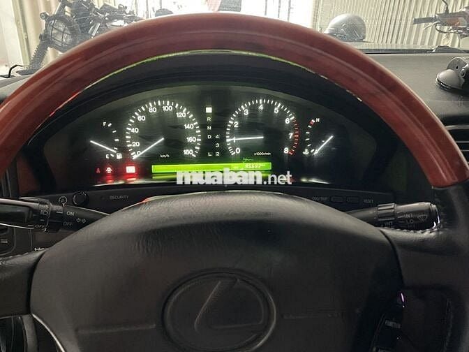 Lexus LS 1998  - 96000 km