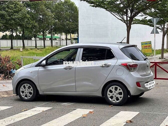 i10 2014MT full đồ chơi chỉ 129tr