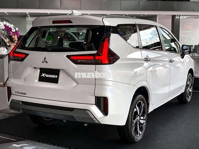 2025 Premium 1.5 AT