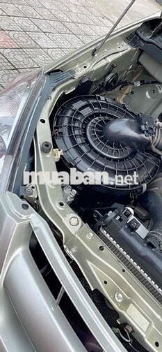 Toyota Innova 2006 G - 180000 km