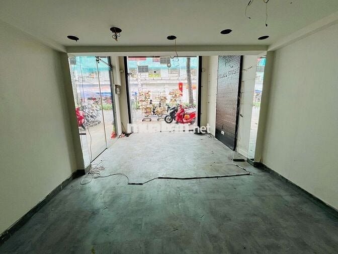 🏠 Nhà đẹp 2 mặt tiền  Nguyễn Trãi Q5, 4x11m, 3 lầu, chỉ 42tr/tháng 🔥📞