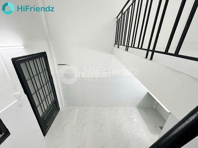Phòng giá rẻ trên đường Lý Phục Mang, gần KTX Tân Thuận, Quận 4,quận 1