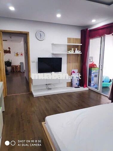 Cho thuê căn hộ ở Golden Palace, Mễ Trì 86m2 2PN đồ cơ bản giá 13tr/th