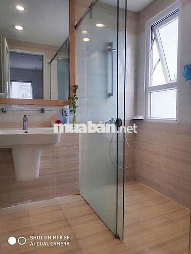Cho thuê căn hộ ở Golden Palace, Mễ Trì 86m2 2PN đồ cơ bản giá 13tr/th