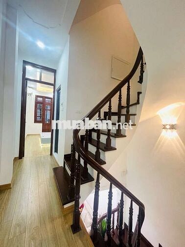 Bán nhà đẹp ở ngay ngõ rộng thoáng mát Phố Bùi Xương Trạch Thanh Xuân