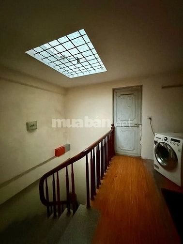 Bán Nhà Tại Phố Hào Nam, 11,5 tỷ, 55 m2 x 6 Tầng, 3 Mặt Thoáng