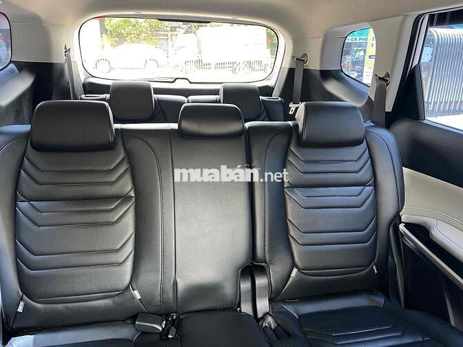 Kia Carens 2023 1.5G IVT - 24000 km