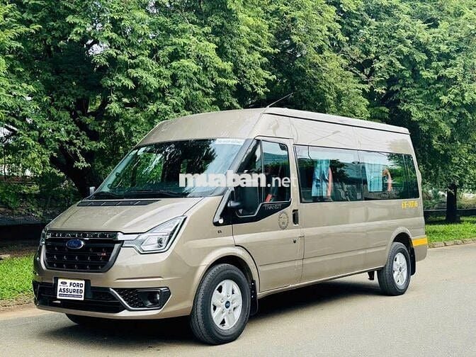 FORD TRANSIT 2023 LIMITED_XE LƯỚT ĐI RẤT KỸ