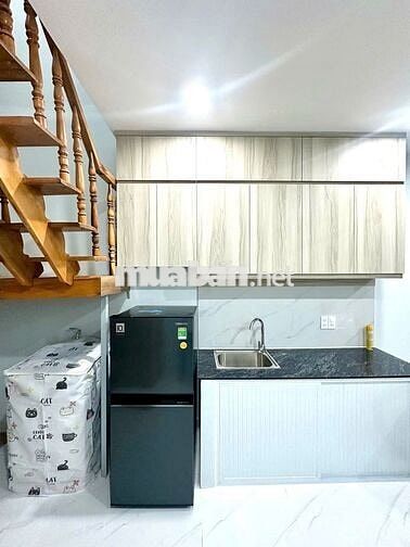 Nhà Nguyên Căn Full Nội Thất Đường Đoàn Văn Bơ - 1PN 1WC - 3x8m