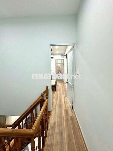 Nhà Nguyên Căn Full Nội Thất Đường Đoàn Văn Bơ - 1PN 1WC - 3x8m