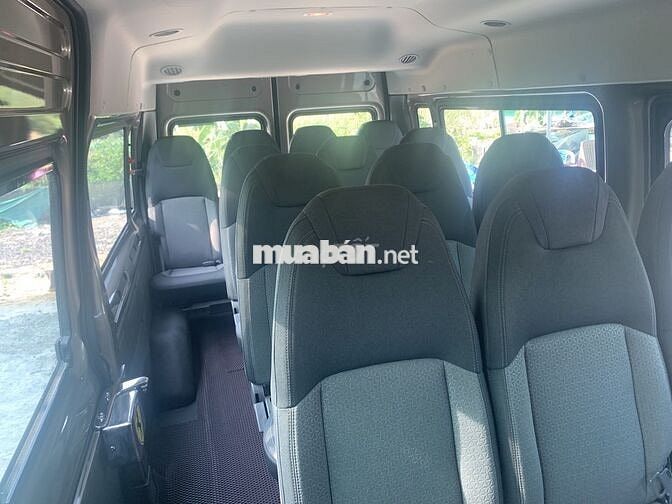 FORD TRANSIT 2023 XE CHỞ NHÂN VIÊN, ĐI RẤT KỸ