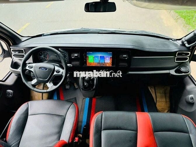 FORD TRANSIT 2023 LIMITED_XE LƯỚT ĐI RẤT KỸ