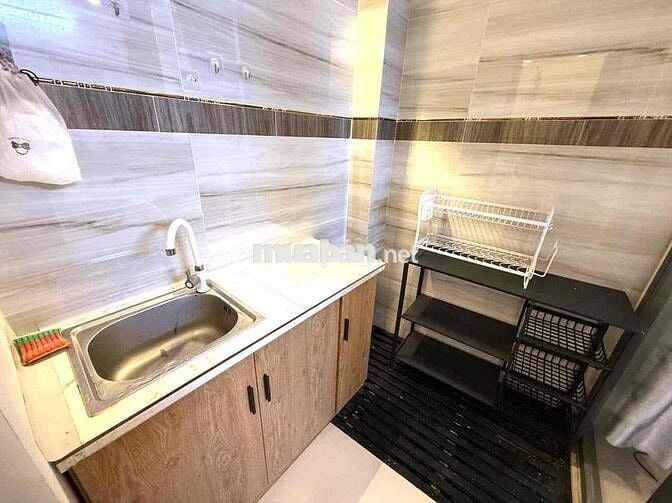 Căn 1PN bếp riêng thang máy full nội thất