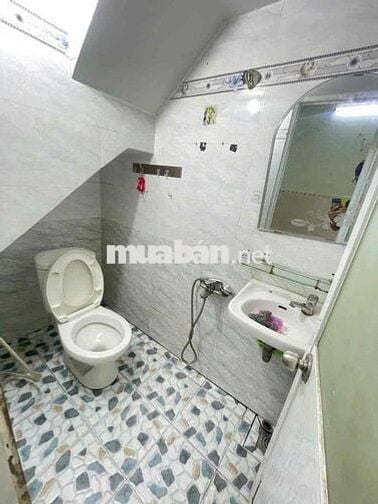 Nhà 4x5m 3Lầu (3PN 4WC) Hẻm 3Gác. Lê Đình Cẩn. Bình Tân