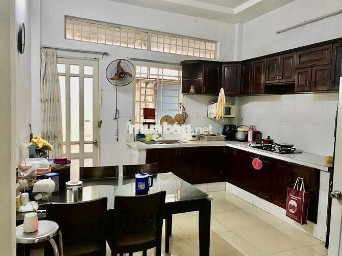Chủ cần bán gấp nhà 2 tầng còn đẹp nhỉnh 5 tỷ, Trần Xuân Soạn, Quận 7