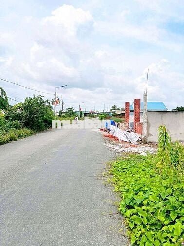 Chính chủ cần bán gấp nền thổ cư mặt tiền nhựa Mỹ Lệ