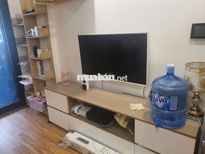 Cho thuê căn hộ Studio full đồ tại VinSmart view bể bơi giá 7tr/th