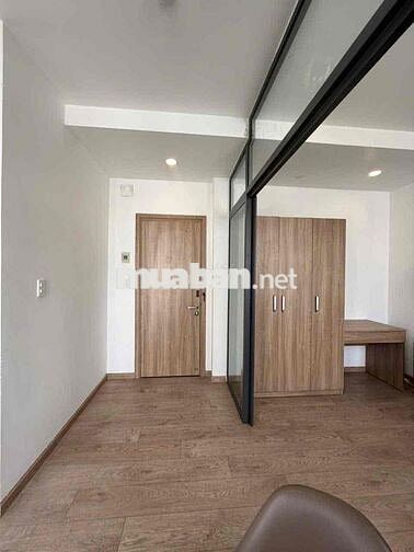 căn 1 phòng ngủ ngay trần văn khê, 40m2 có ban công full nội thất