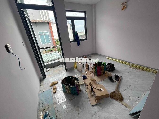 Bán nhà mới 2/ Trường Chinh , P15 Tân Bình kế BigC giá tốt ***