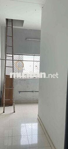 Cần cho thuê nhà nguyên căn, 4PN, có ban công, NGUYỄN SÚY , TÂN PHÚ