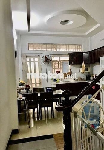Chủ cần bán gấp nhà 2 tầng còn đẹp nhỉnh 5 tỷ, Trần Xuân Soạn, Quận 7