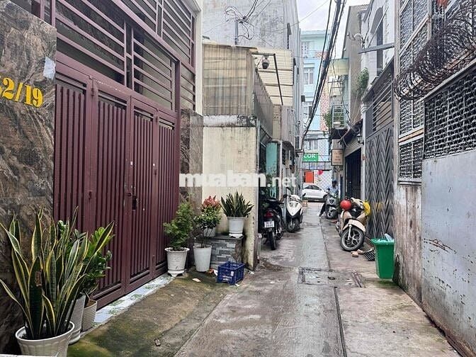 NHÀ 2tỷ500 3 PHÒNG NGỦ 1 Km ra siêu thị aeon mall