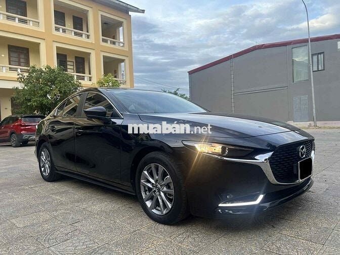 Mazda 3 2022 1.5L Luxury - 68000 km