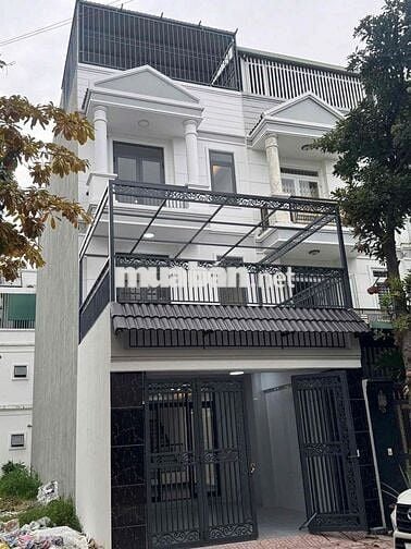 bán nhà đường D2 phúc đạt , TDM , Bình Duong
