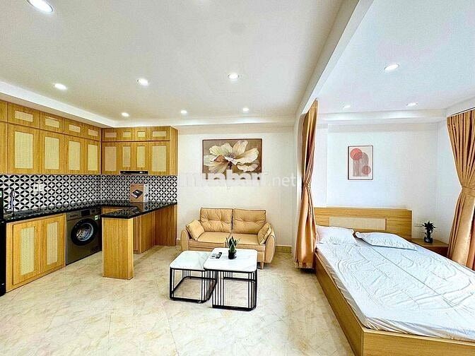 CCMN PHỐ KHƯƠNG TRUNG. 1N1K 40M2. BAN CÔNG. THANG MÁY. GIÁ 8TR