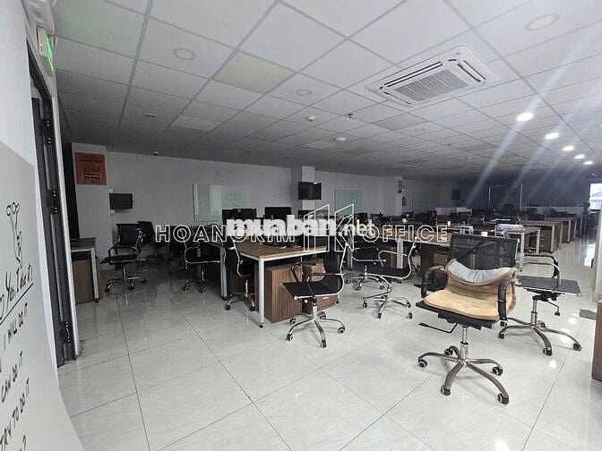 Thuê văn phòng giá rẻ Phú Nhuận 145–273m² sẵn fitout nội thất chỉ 338k