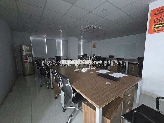 Thuê văn phòng giá rẻ Phú Nhuận 145–273m² sẵn fitout nội thất chỉ 338k