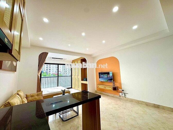 CCMN PHỐ KHƯƠNG TRUNG. 1N1K 40M2. BAN CÔNG. THANG MÁY. GIÁ 8TR