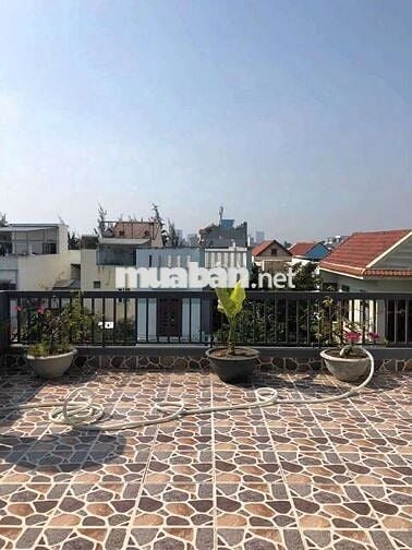 Cho thuê nhà mặt tiền Đông Hải gần bãi tắm Non Nước, khu FPT