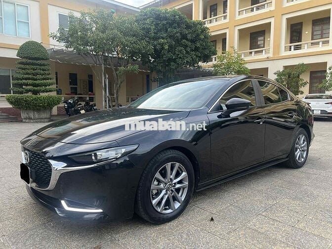 Mazda 3 2022 1.5L Luxury - 68000 km