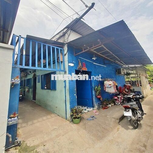 BÁN DÃY TRỌ NGAY THỊ TRẤN HÓC MÔN 120m2 GIÁ 880 TRIỆU