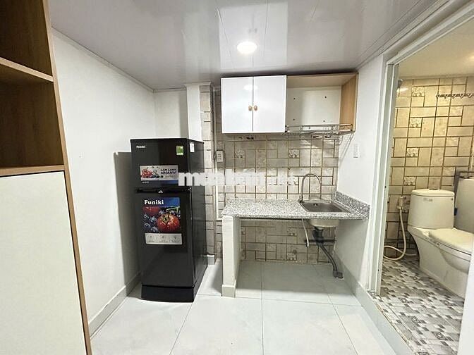 Phòng duplex 32m² – gần chợ Hoàng Hoa Thám, ngay trục Cộng Hòa